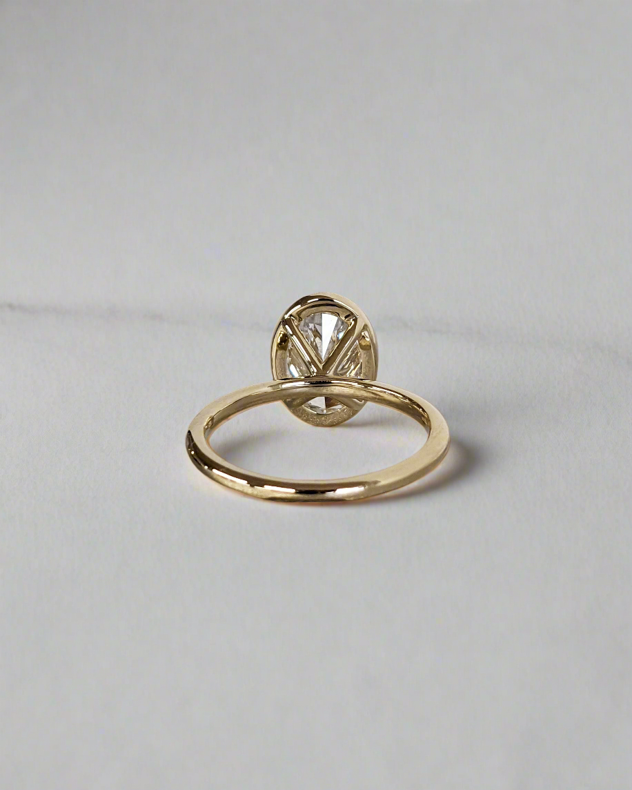Engagement Ring - Oval Cut Moissanite Bezel Setting Solitaire Ring