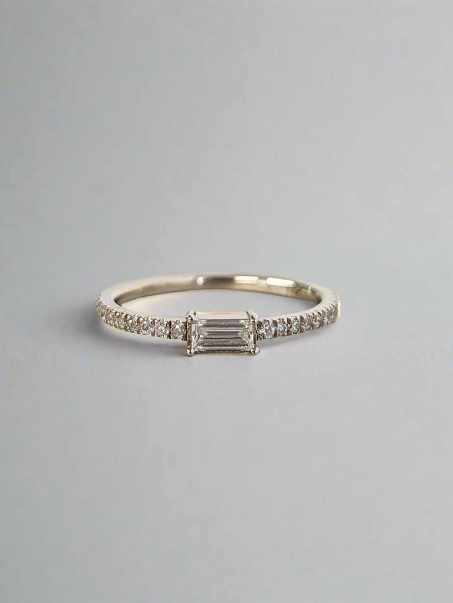 Engagement Ring - Dainty Baguette Moissanite Ring